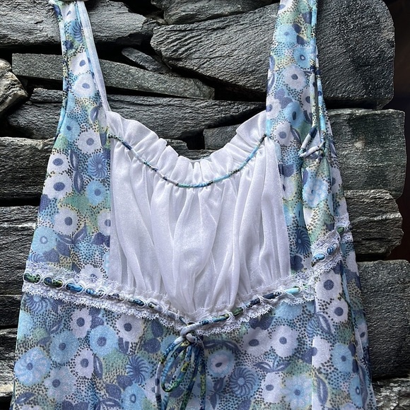 Vintage Night gown 🌈 - Picture 2 of 7